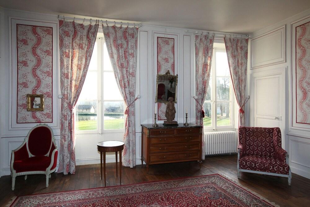 Bed and Breakfast Château De Cheronne à Tuffé Extérieur photo